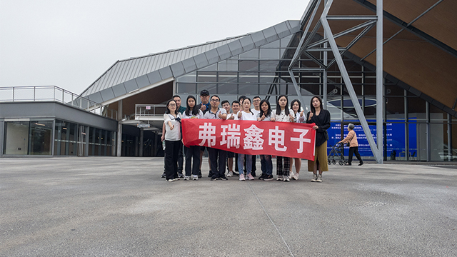电解向日葵视频色板厂家向日葵成人网站：25公里徒步团建圆满结束